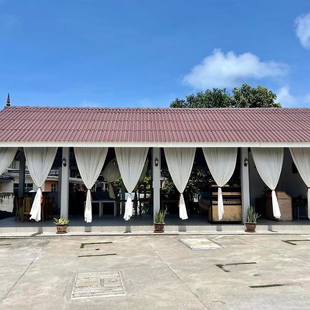 Lakse Inn Homestay Kampong Pengkalan Maras エクステリア 写真