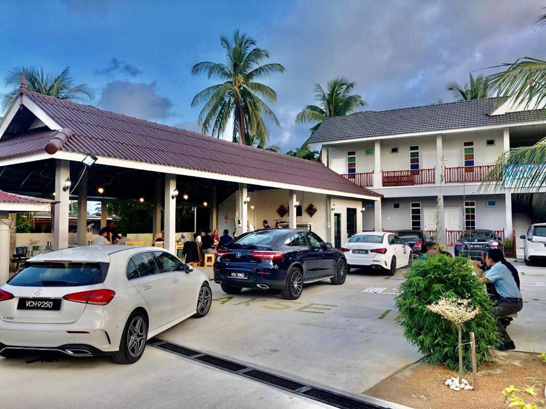 Lakse Inn Homestay Kampong Pengkalan Maras エクステリア 写真