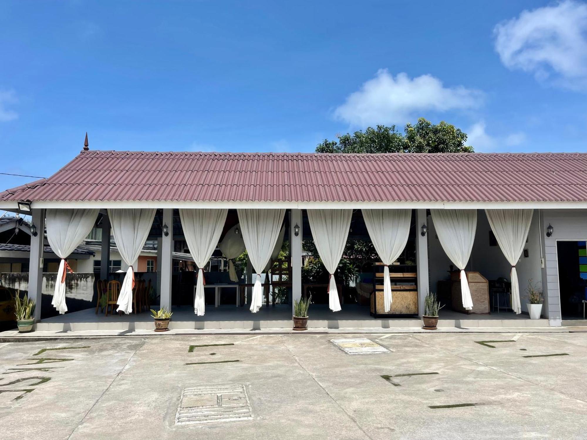 Lakse Inn Homestay Kampong Pengkalan Maras エクステリア 写真