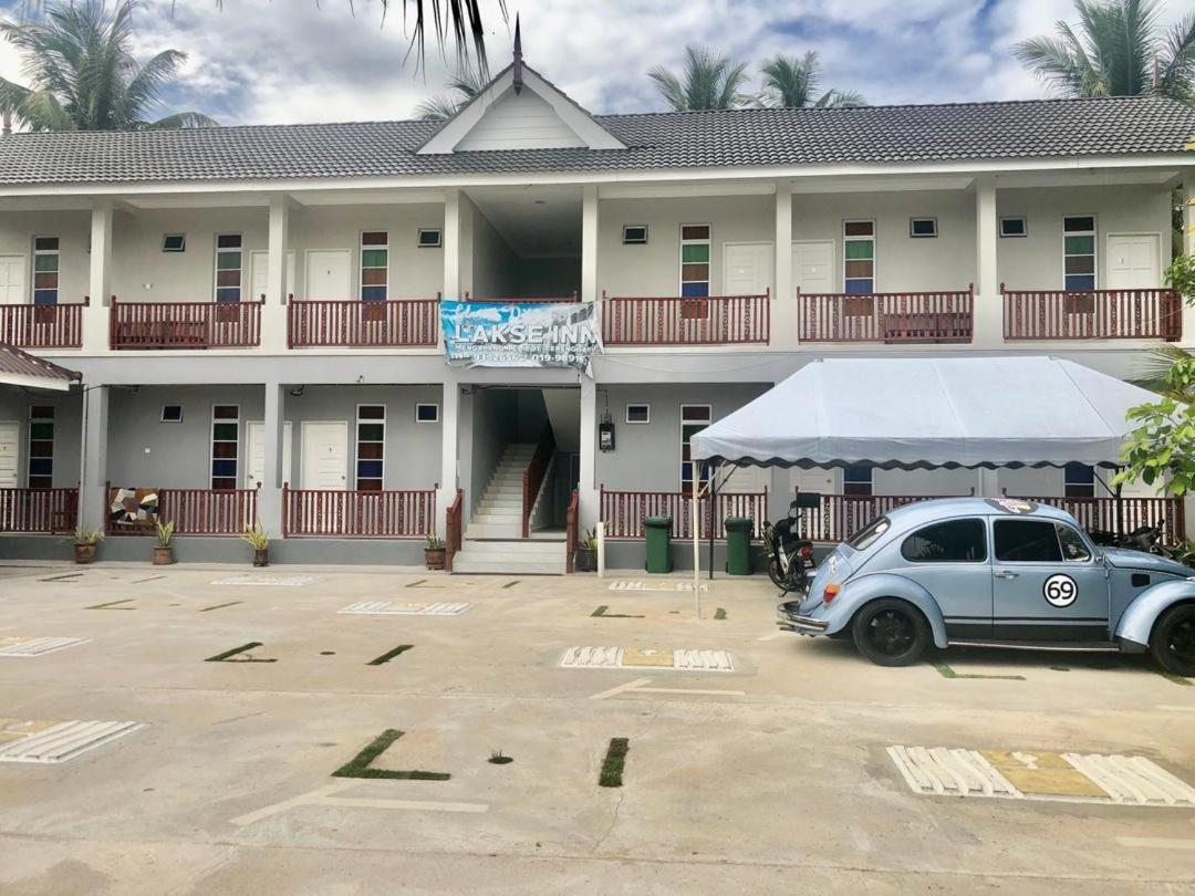 Lakse Inn Homestay Kampong Pengkalan Maras エクステリア 写真